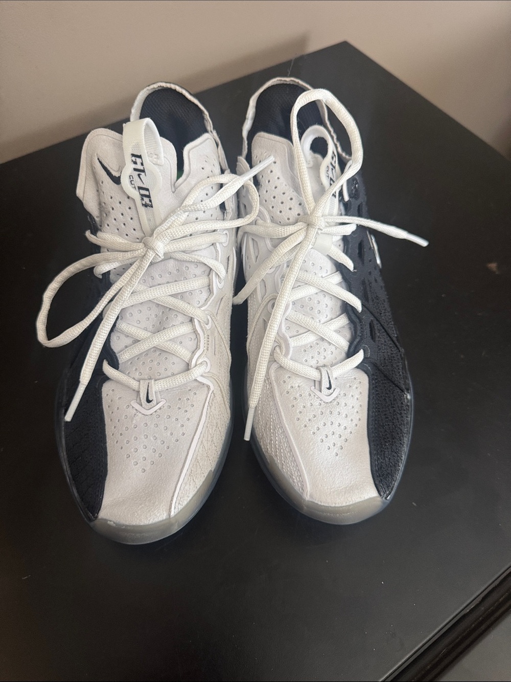 Nike GT cut 3 basketball sneakers